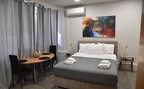Athens Zeus A By Super Host Hub